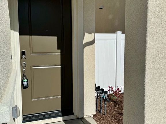 5th image of 36330 Albus Ave