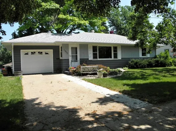 1400 S Riverdale Rd, Sioux Falls, SD 57105
