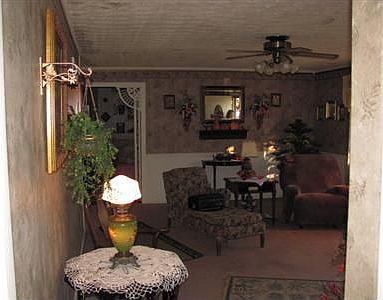 4th image of 6884 Plainview Dr