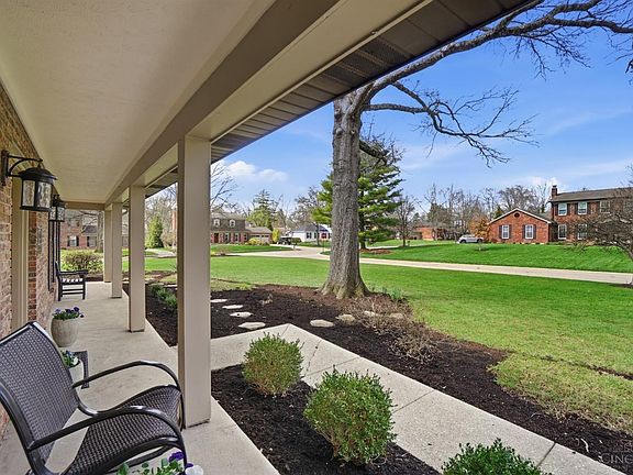 5th image of 10701 Old Pond Dr