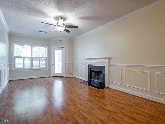 3rd image of 4408 Helmsford Ln APT 301