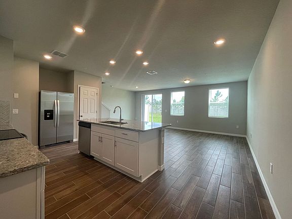 2nd image of 2527 Sweet Viburnum Way