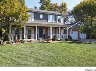 23 Autumn Glen Dr, Glen Carbon, IL