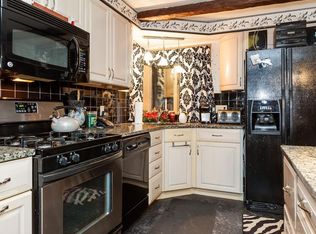 12 Old Coach Cir, Hampden, MA 01036