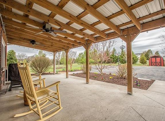 3rd image of 9441 Morefield Meadows Dr