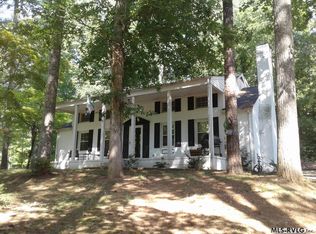1120 Valley Rd, South Hill, VA 23970