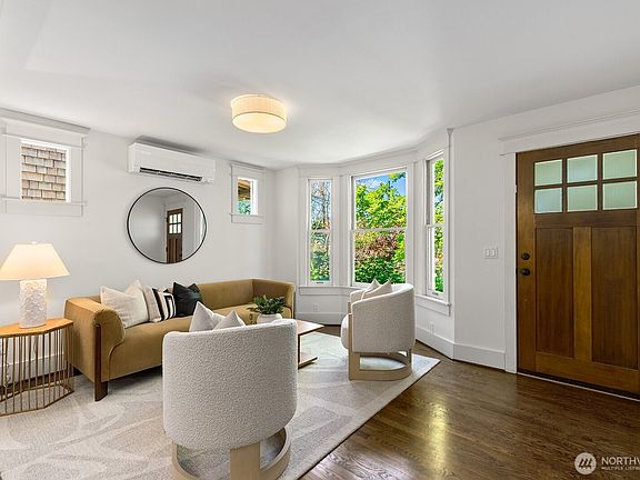 5th image of 400 21st Avenue E