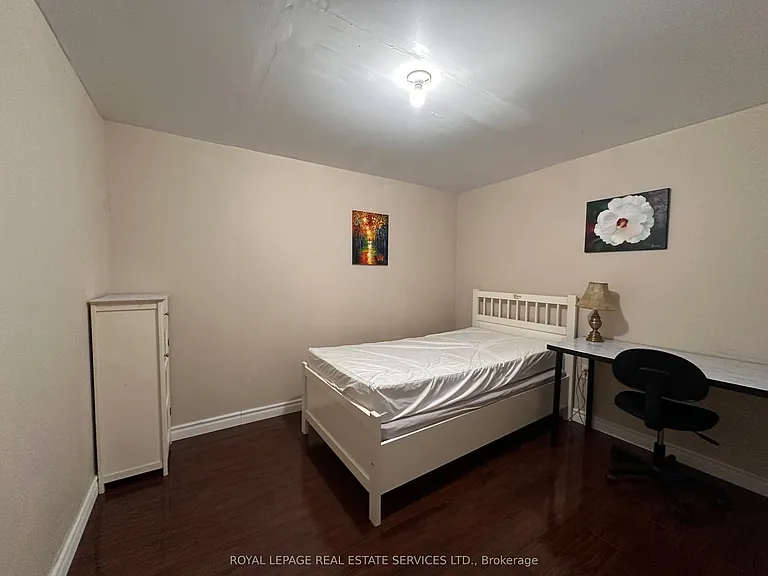 2079 The Collegeway #1 — Photo 24