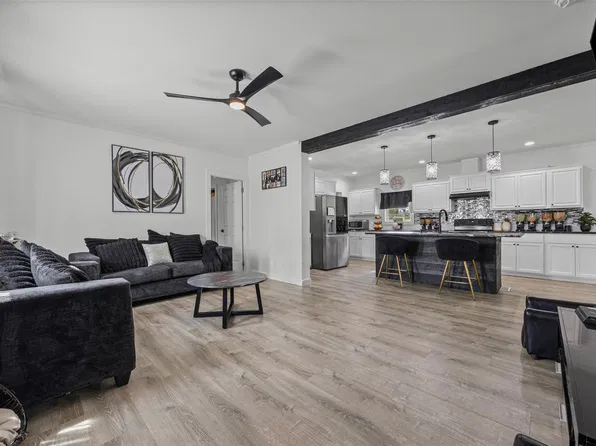 120 Mimosa Rd, Dale, TX 78616