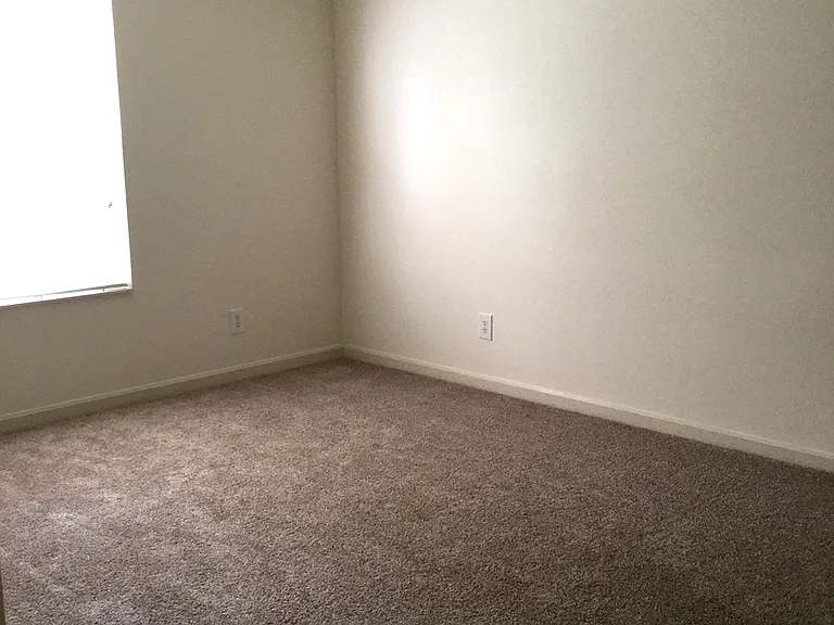 Kenzi Estates — Photo 20