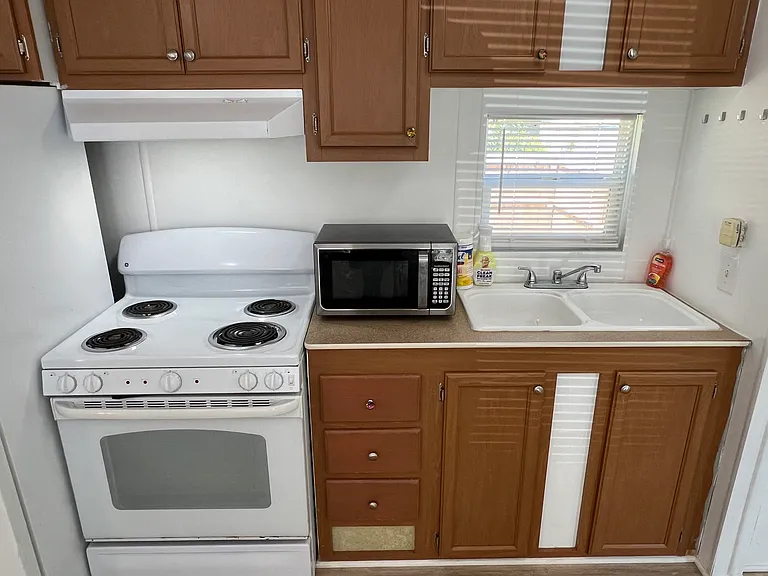 201 Rocky Ave — Photo 33