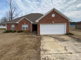 552 Shelby Dr, Tupelo, MS 38801