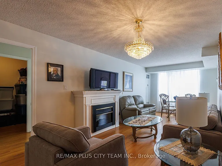 29 Northern Heights Dr #209 — Photo 15