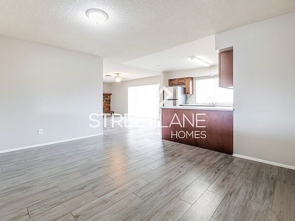 4th image of 8154 W Heatherbrae Dr