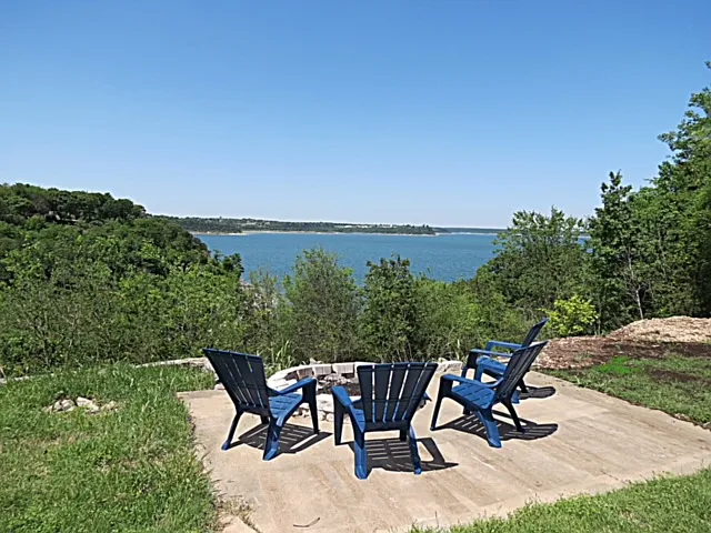 4724 Lakeview Dr — Photo 25