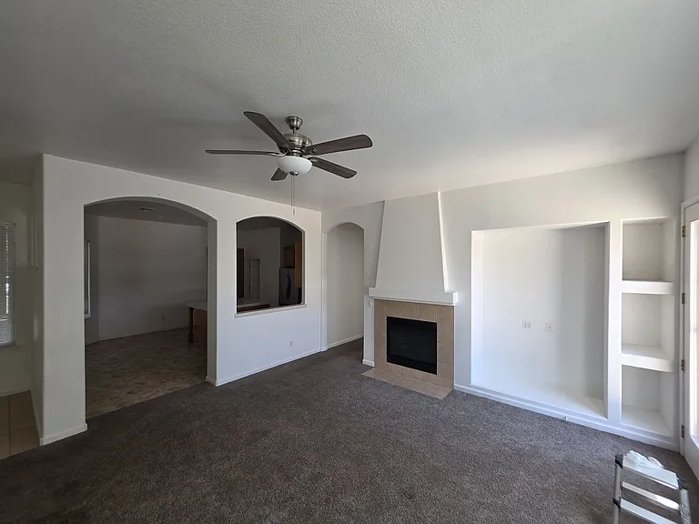 2271 Celtic Dr — Photo 8