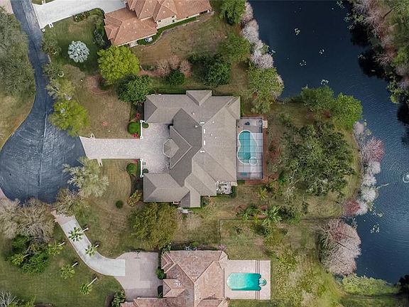 4th image of 8510 KENTUCKY DERBY DRIVE