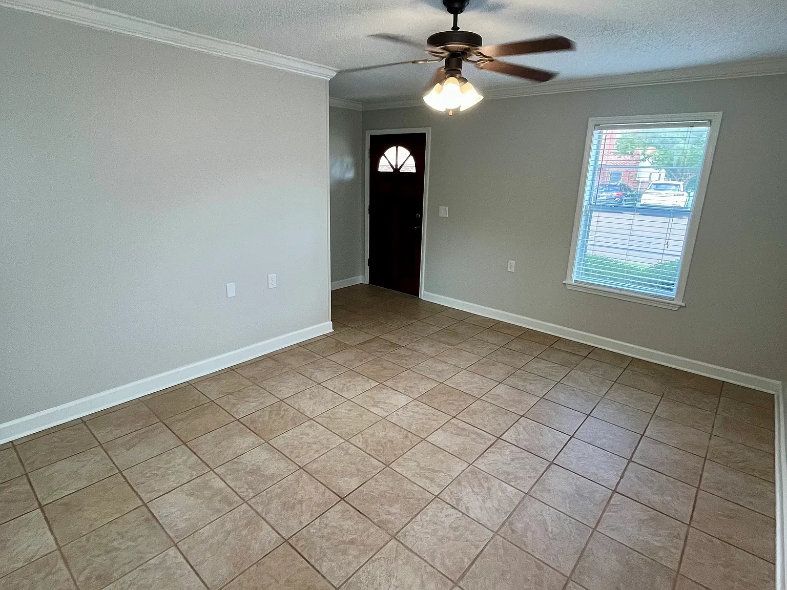 2 bed, 2.5 bath, 1069 sqft, $1,800 — Photo 3