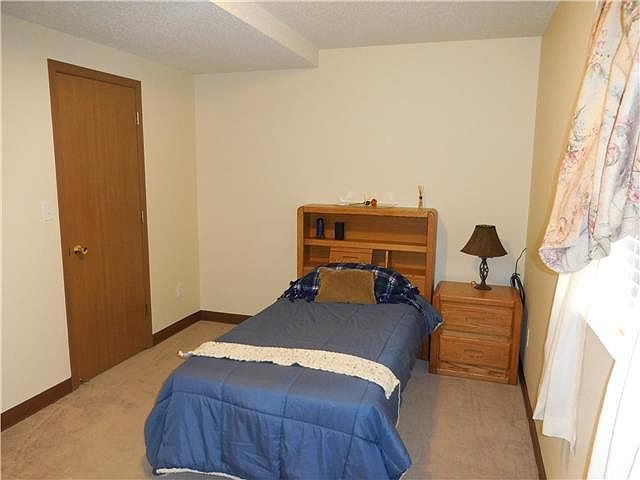 2nd image of 707 Oakcrest St APT G