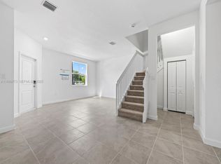 1526 SE 27th Rd, Homestead, FL 33035