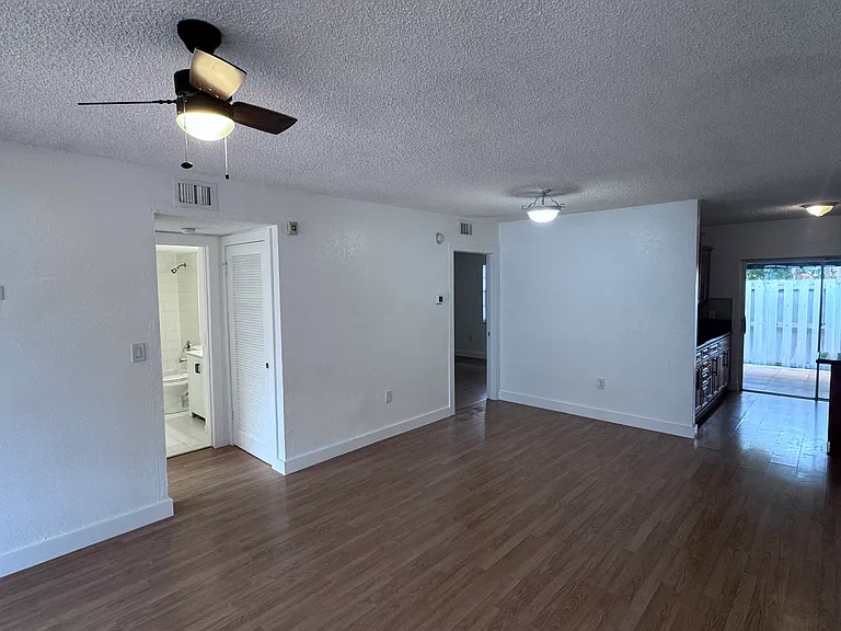 7000 NW 173rd Dr #1805 — Photo 13