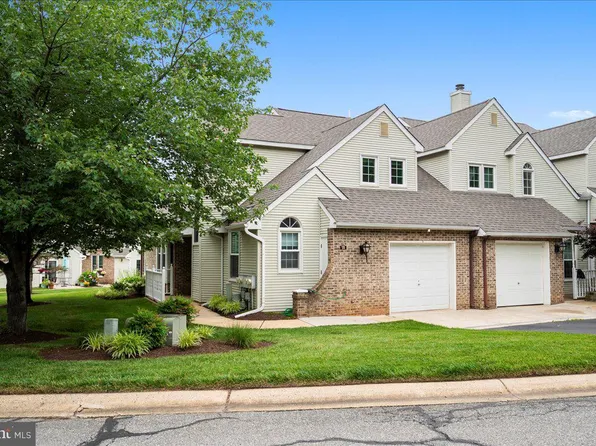 18 Standiford Ct, Wilmington, DE 19804