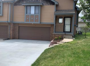 3509 Comstock Ave, Bellevue, NE 68123
