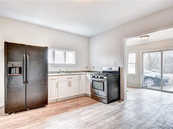 202 Midland Lake Rd, Middletown, NY 10941