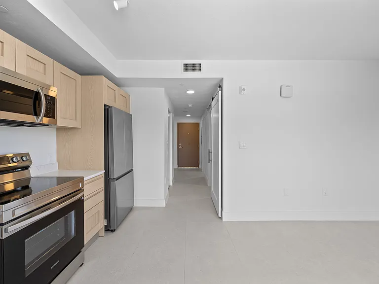 Cauley Residences by Trion Living — Photo 35