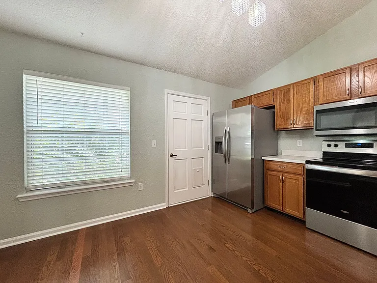 2995 Biloxi Trl — Photo 7