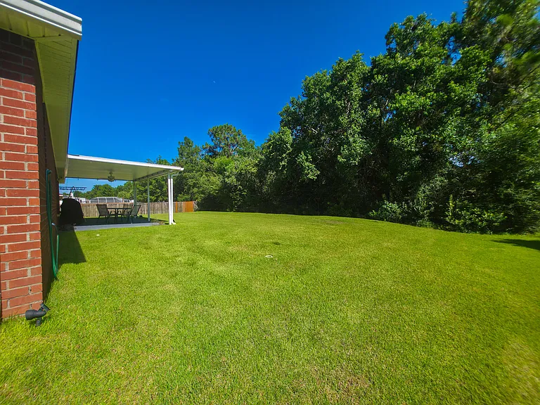 7399 Broadmoor St — Photo 30