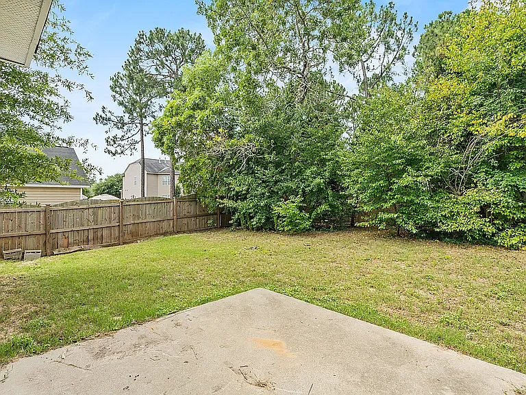 143 Allans Mill Dr — Photo 25