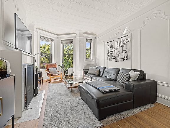 3rd image of 1209 8th Ave APT 4R