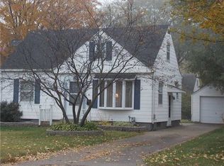 646 Memorial Dr SE, Cedar Rapids, IA 52403