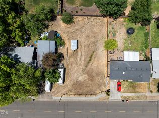 N Keene Way Dr, Medford, OR 97504