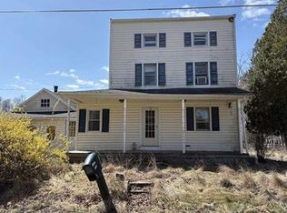 2060 Adams Rd, East Greenville, PA 18041