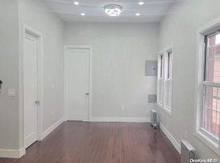 9318 202nd St, Hollis, NY 11423