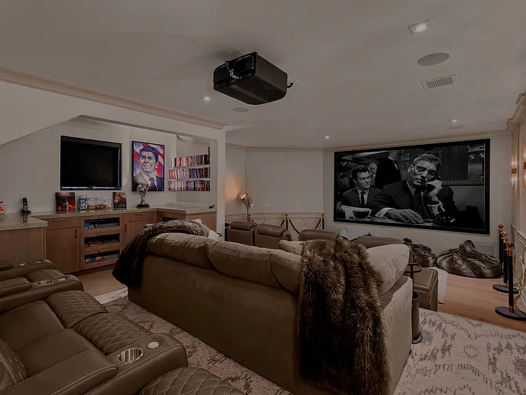 8159 Hollywood Blvd — Photo 24