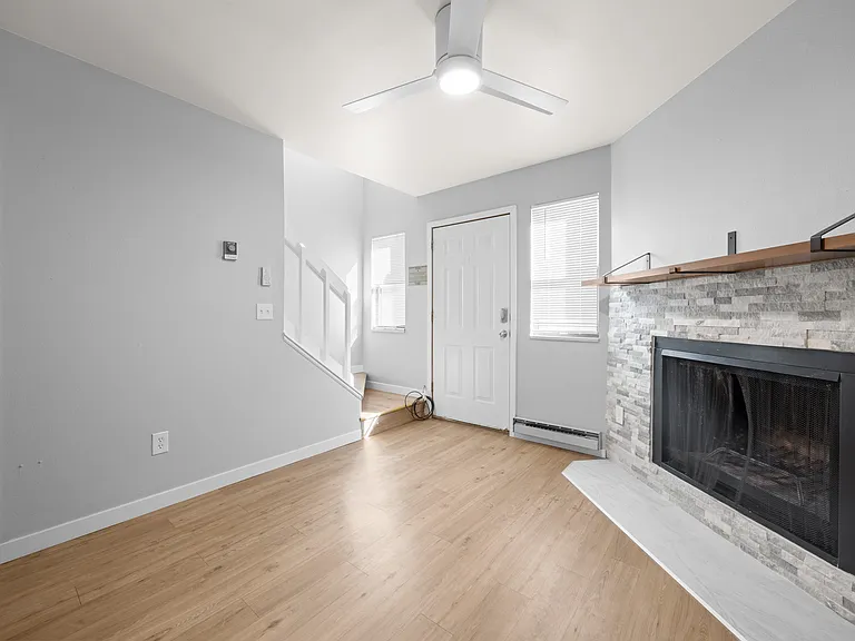 2238 Canyon Blvd #2 — Photo 1