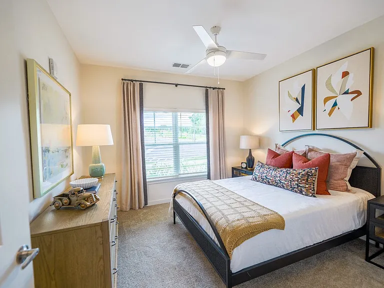 2x2 model unit guest bedroom