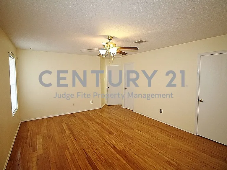 2936 Santa Sabina Dr — Photo 6