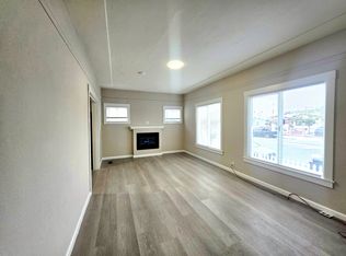 5255 Bancroft Ave, Oakland, CA 94601