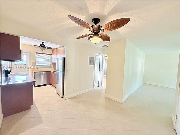 3rd image of 3600 Harrison St APT 16B