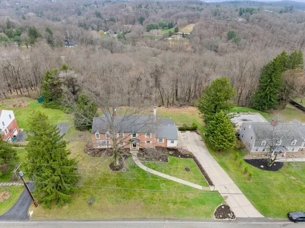 131 Wilmar Dr, Pittsburgh, PA 15238