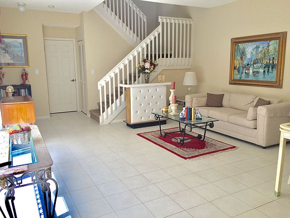 2nd image of 1524 Weeping Willow Way