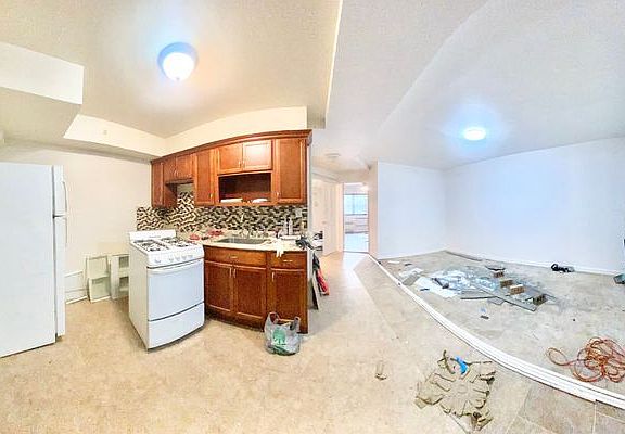 4th image of 8854 17th Ave APT 1