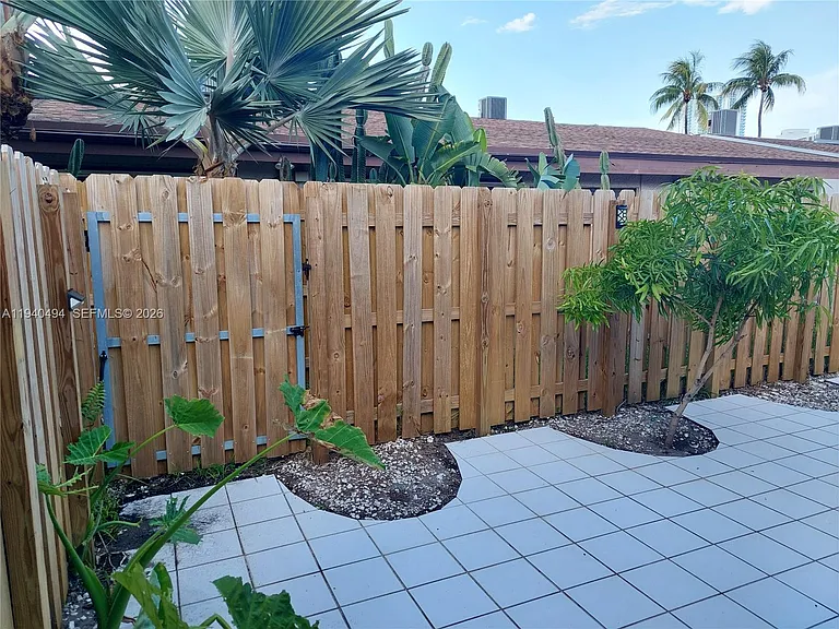 2675 S Parkview Dr #2675 — Photo 9