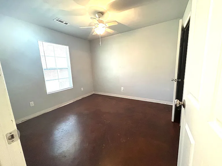 527 Pool Street - Green Units — Photo 14