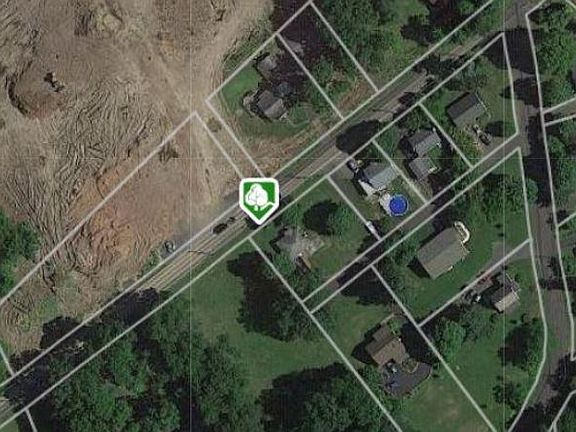 5th image of 611 N Limestone St