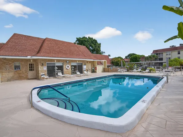 5580 Tamberlane Circle #133, Palm Beach Gardens, FL 33418